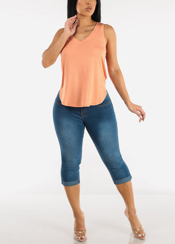 Image of Mid Rise Butt Lifting Cuffed Denim Capris Med Wash